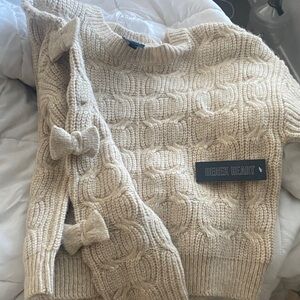 Derek Heart Women's Beige Sweater with Bow Details